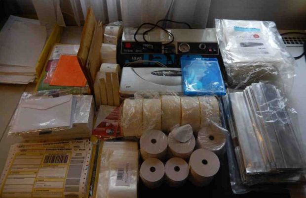 Sichergestellten Suchtmittel und Verpackungsmaterial Sichergestellten Suchtmittel und Verpackungsmaterial
