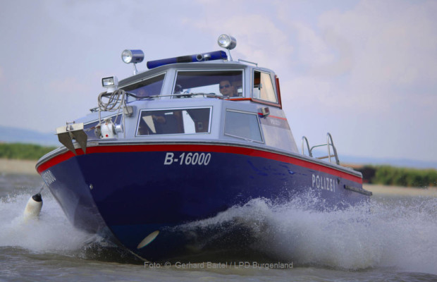 Motorbootstreife Motorbootstreife im Einsatz