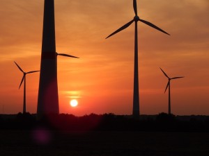 Windrad und Sonne Windrad und Sonne
