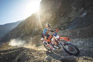 Jonny Walker (UK/KTM) fährt Bestzeit am ersten Renntag des Generali Iron Road Prologs 2015! | ©: Philip Platzer Jonny Walker (UK/KTM) fährt Bestzeit am ersten Renntag des Generali Iron Road Prologs 2015! | ©: Philip Platzer