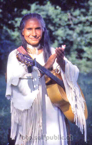 J.Reuben Silverbird im "Indian Village" Schönau (1999)