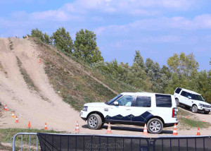 Peter mit dem DISCOVERY - Vorbereitung auf den Gipfel Foto: Zibsturm Peter mit dem DISCOVERY - Vorbereitung auf den Gipfelsturm