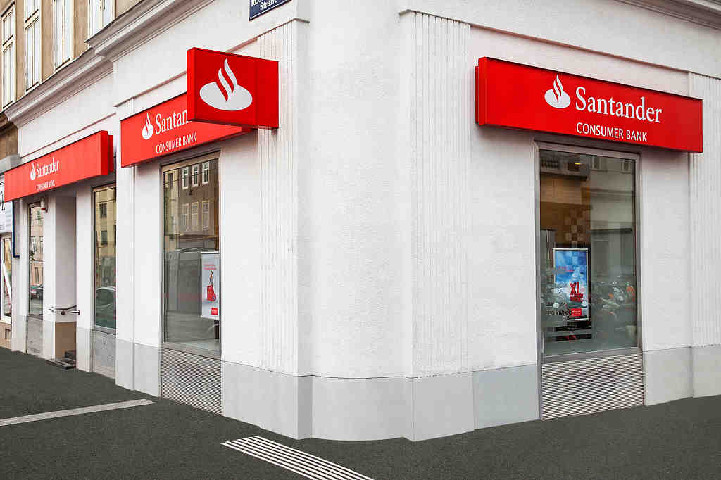 Santander Bank hilft Ex - ZIELPUNKT Mitarbeitern | ©: Santander Consumer Bank