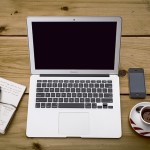 Der typische Arbeitsplatz eines Bloggers - damit lässt sich eine Menge verdienen - mit den richtigen Partnern... | Unsplash / Pixabay