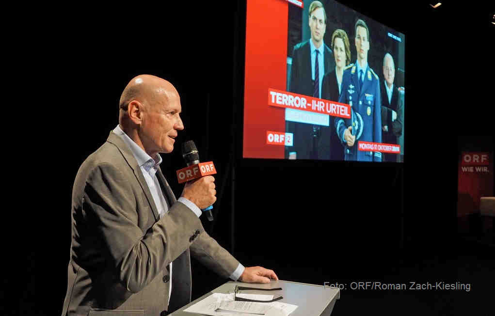 Peter Resetarits diskutiert in Am Schauplatz Gericht spezial mit Juristen und Experten über die Entscheidung des Publikums | Foto: ORF/Roman Zach-Kiesling