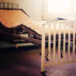 Krankenhausbett 1483956121