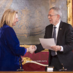 Ernennung und Angelobung der neuen Bundesministerin für Europa, Integration und Äußeres, Fr. Karin Kneissl | Foto: Carina KARLOVITS / © u. zvg. 2017 Österreichische Präsidentschaftskanzlei