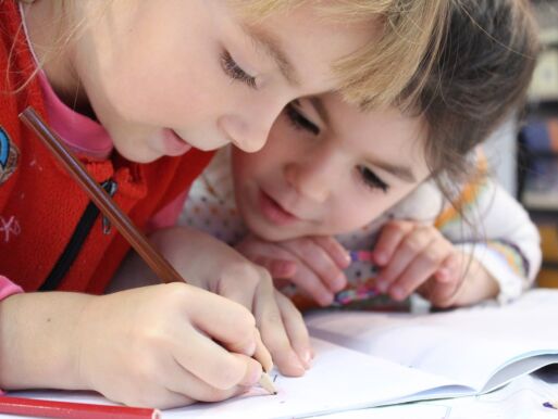 Kopftuchverbot in Kindergärten, Schulen einstimmig beschlossen? Alles Fake News