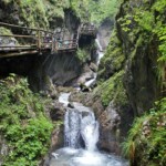 Klamm 1594281902