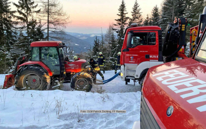 Fahrzeugbergung Ramsau 12 01 2021 Fahrzeugbergung Ramsau 12 01 2021