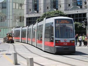 Auf Straßenbahn geschossen: Woher hatte der Tatverdächtige das Gewehr?