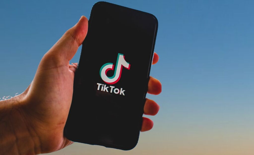 Tik Tok 1770546404