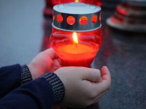 Nach Selbstmord eines Cafe Unternehmers, steht Österreich Kopf