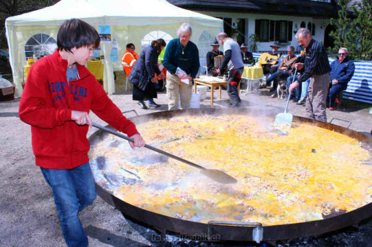 Man verteile das ganze gut auf 8m² | Foto: PeterS/foto.selfpublic.at Klammopening 2015