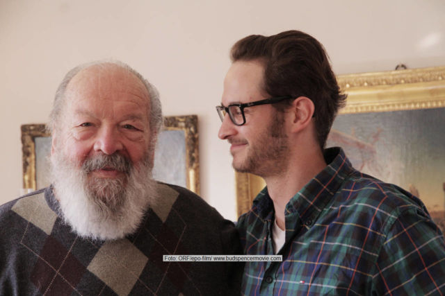 Carlo Pedersoli alias "Bud Spencer" und Regisseur Karl-Martin Pold | Foto: ORF/epo-film/ www.budspencermovie.com. Dok 1 "Sie nannten ihn Spencer"