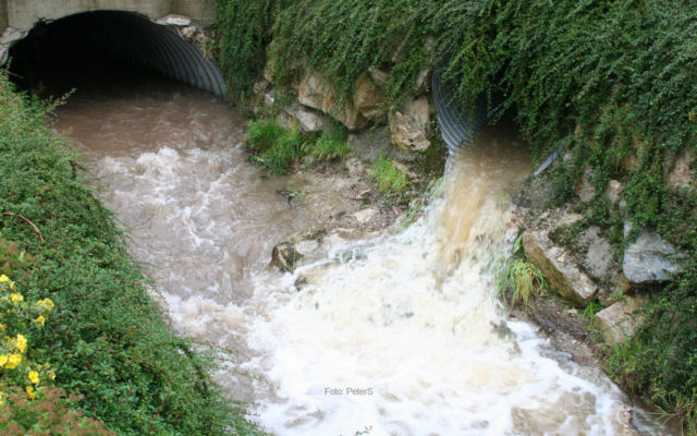 Die erweiterten Durchmesser der Gerinne zahlen sich aus! | Foto: PeterS Hochwasser 2007 Furth