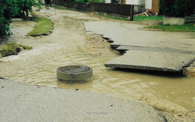 Was vom "Bäckergassl" übrig blieb ... | Foto: Doris Sperlich Hochwasser Furth 2002