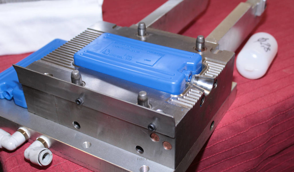 So entsteht also ein Kühlakku | Foto: PeterS Mack GesmbH Altenmarkt